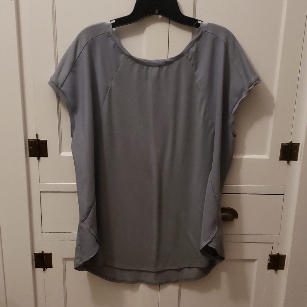 Gray short sleeved blouse